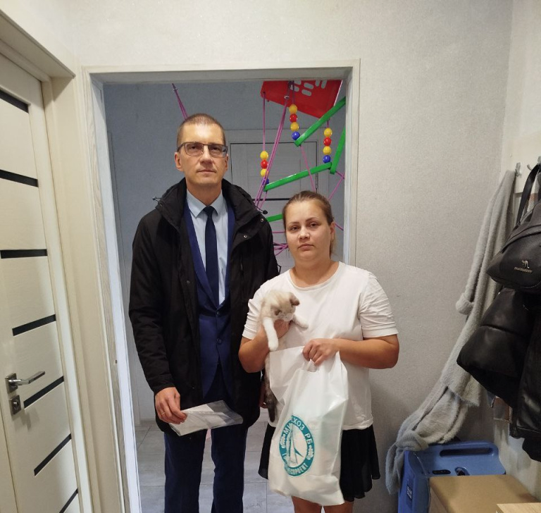 ПОДАРИЛИ ТЕПЛО И ЗАБОТУ ПОДШЕФНОЙ СЕМЬЕ